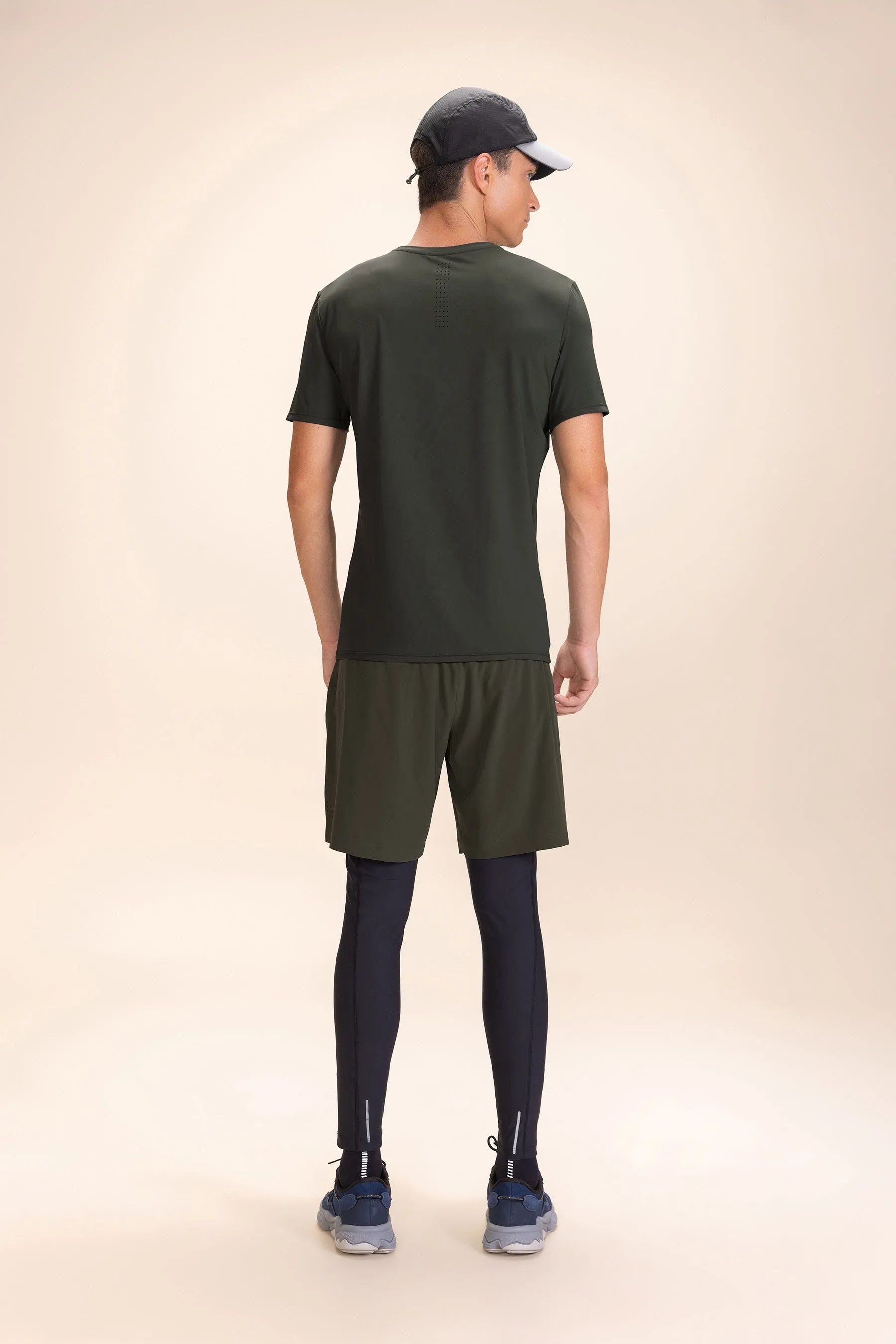 8" Move Air Men's Shorts