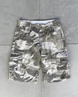 90'S CAMO CARGO SHORTS - W30"