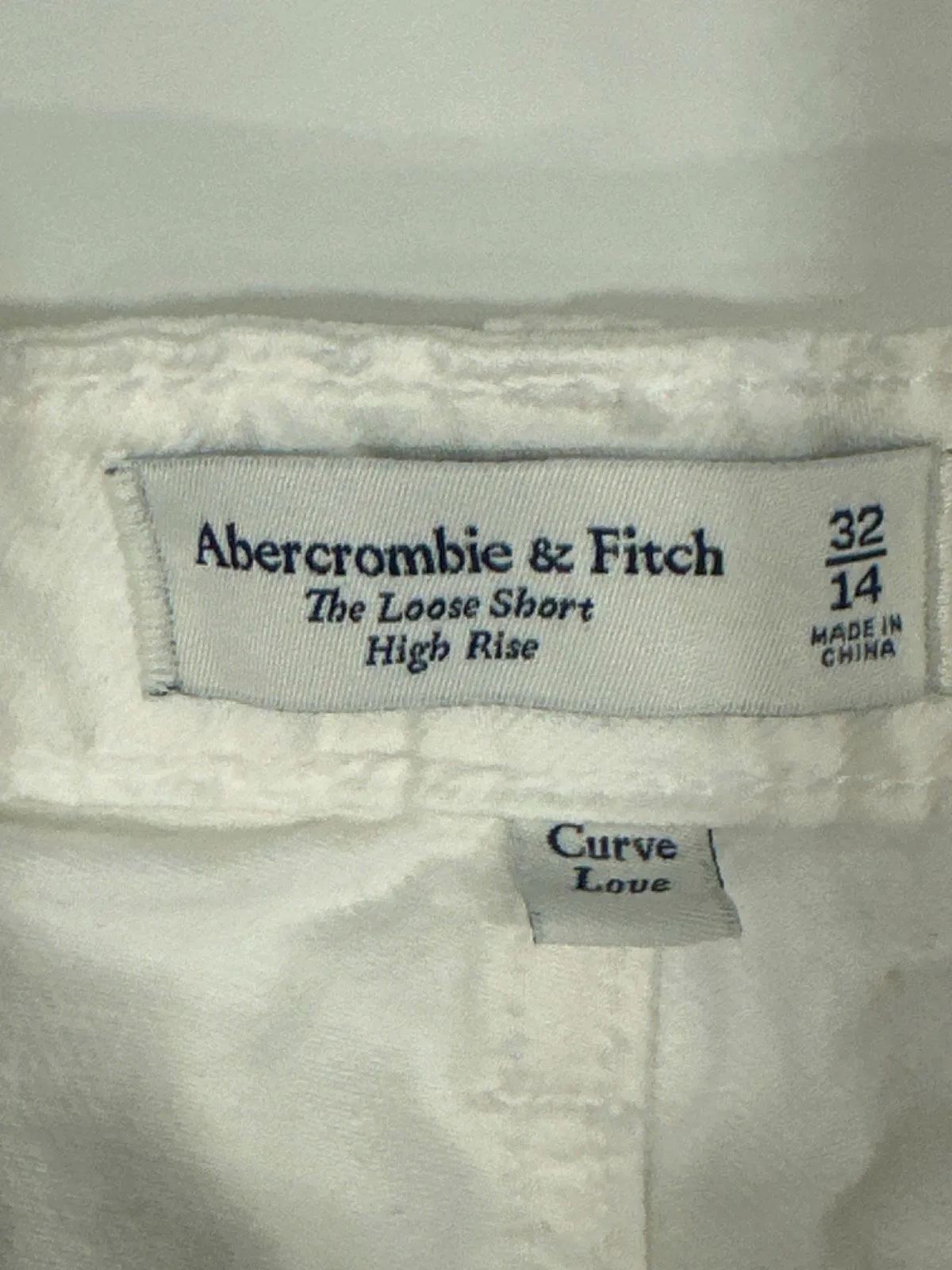 Abercrombie & Fitch White The Loose Short High Rise W 32