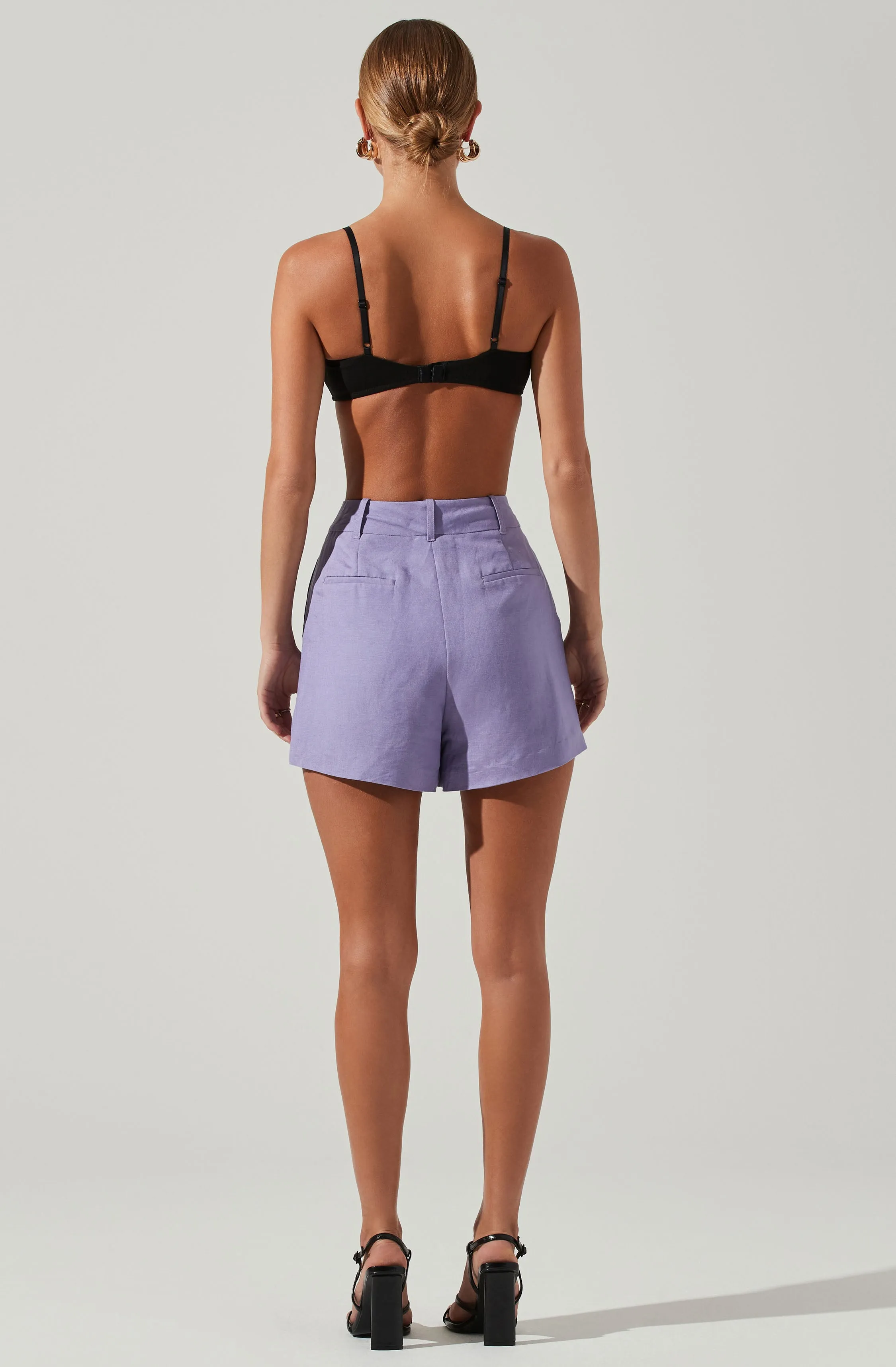 Amiah Seamed High Waist Shorts