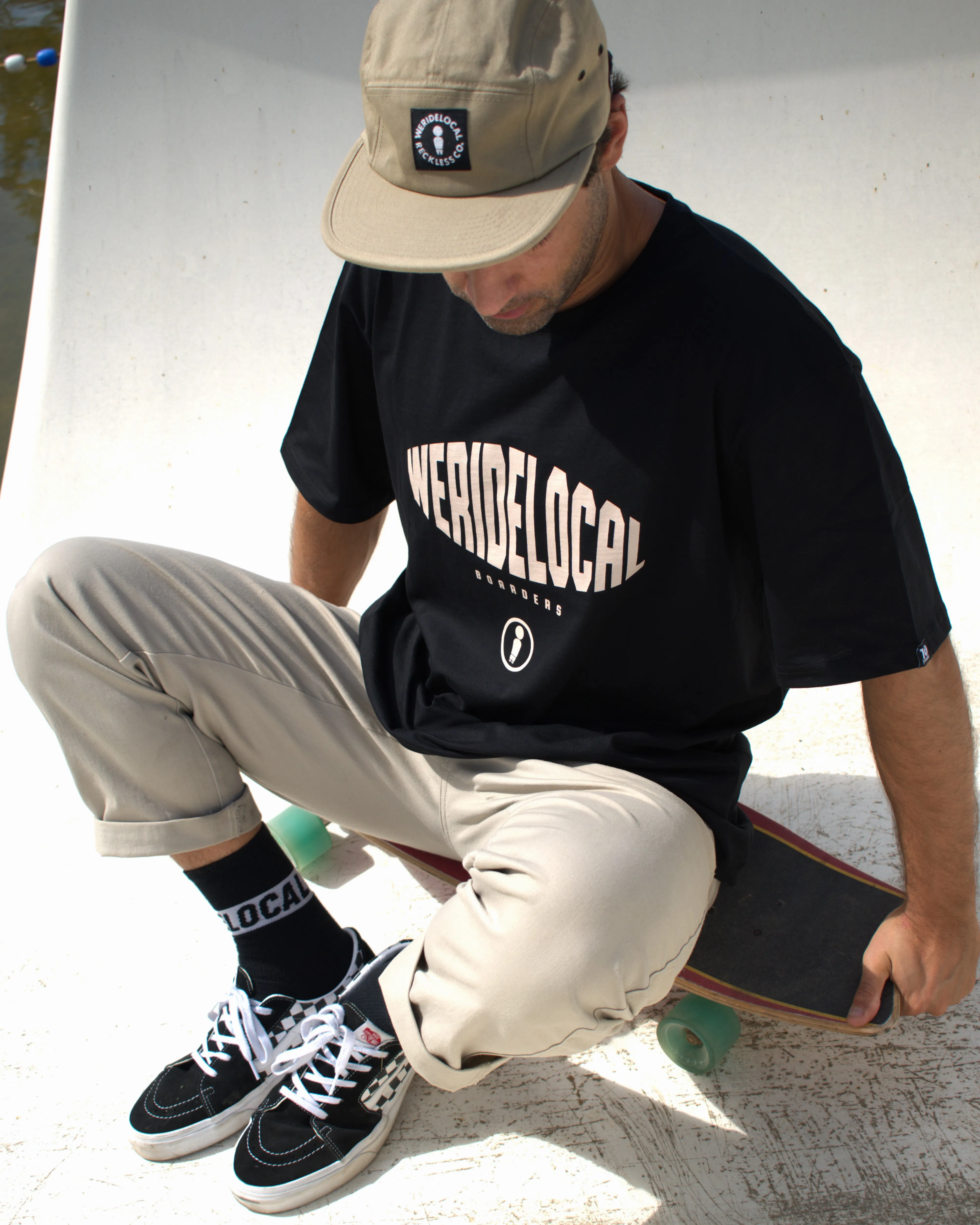 BOARDERS BLACK TEE