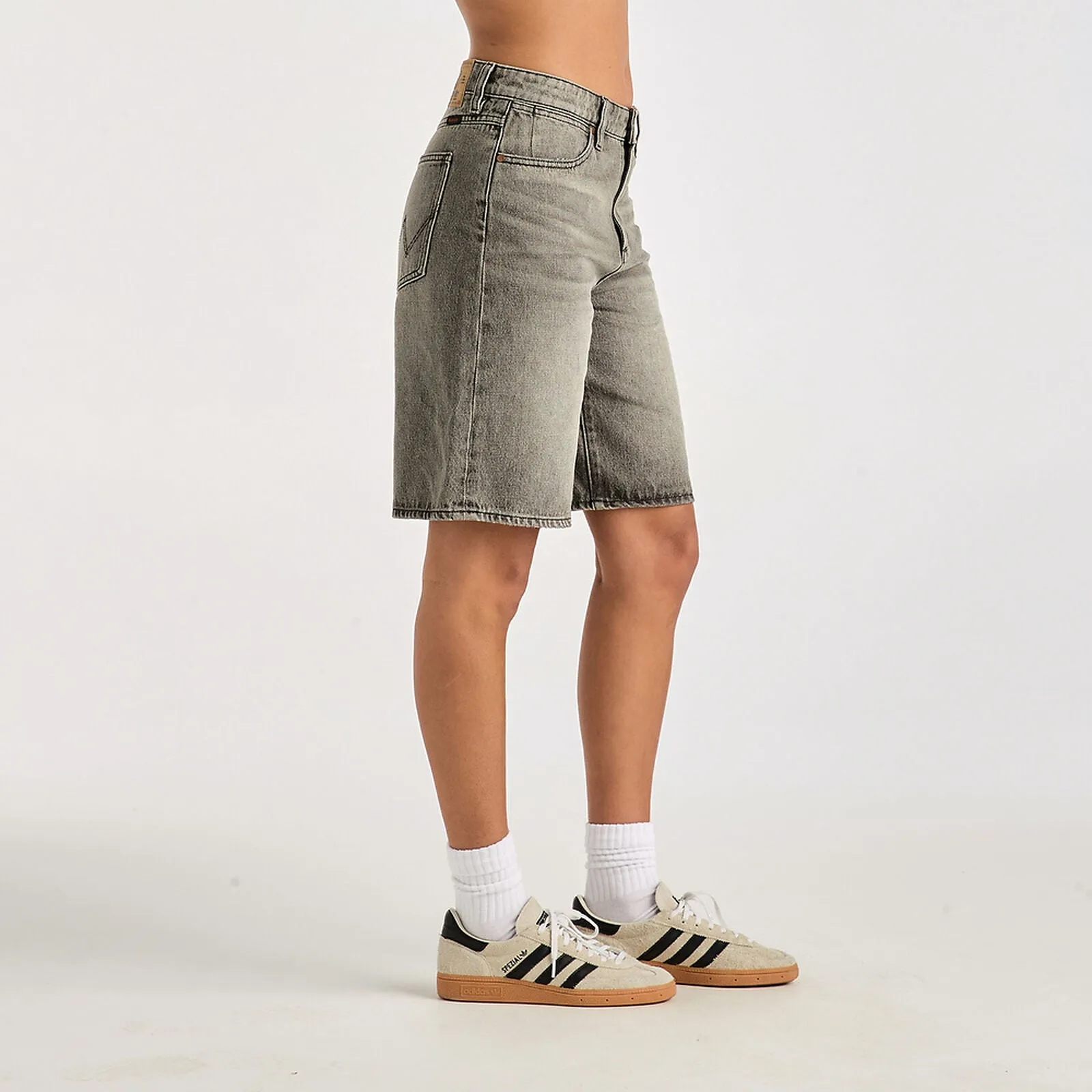 Mid Farrah Short | Silver/Dollar