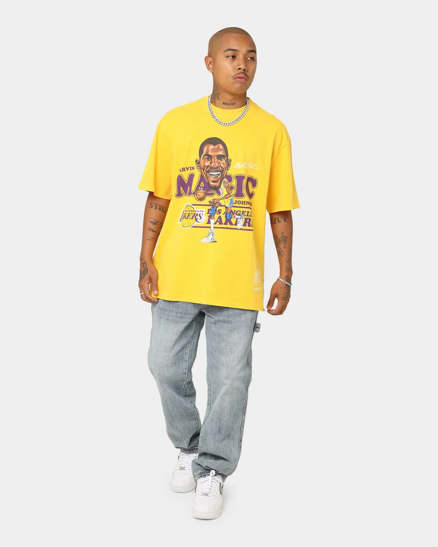 Mitchell & Ness Los Angeles Lakers Earvin "Magic" Johnson Caricature Vintage T-Shirt Faded Yellow