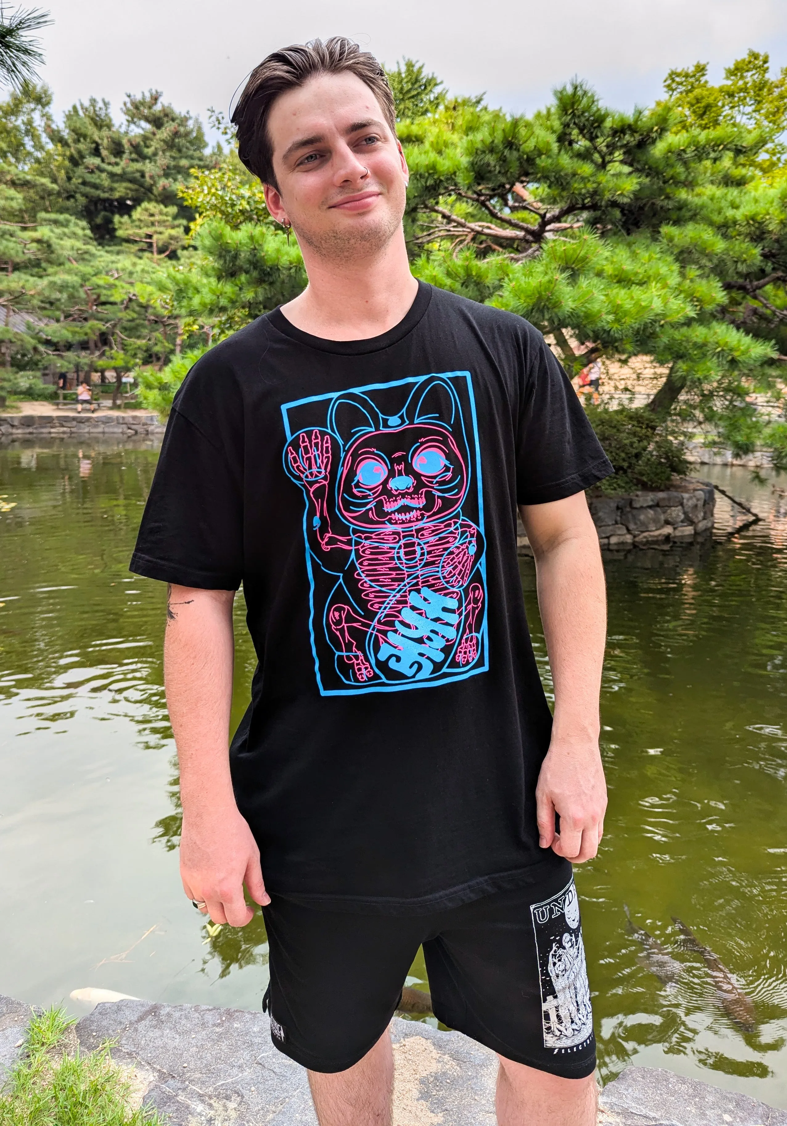 Skull Maneki | TEE**