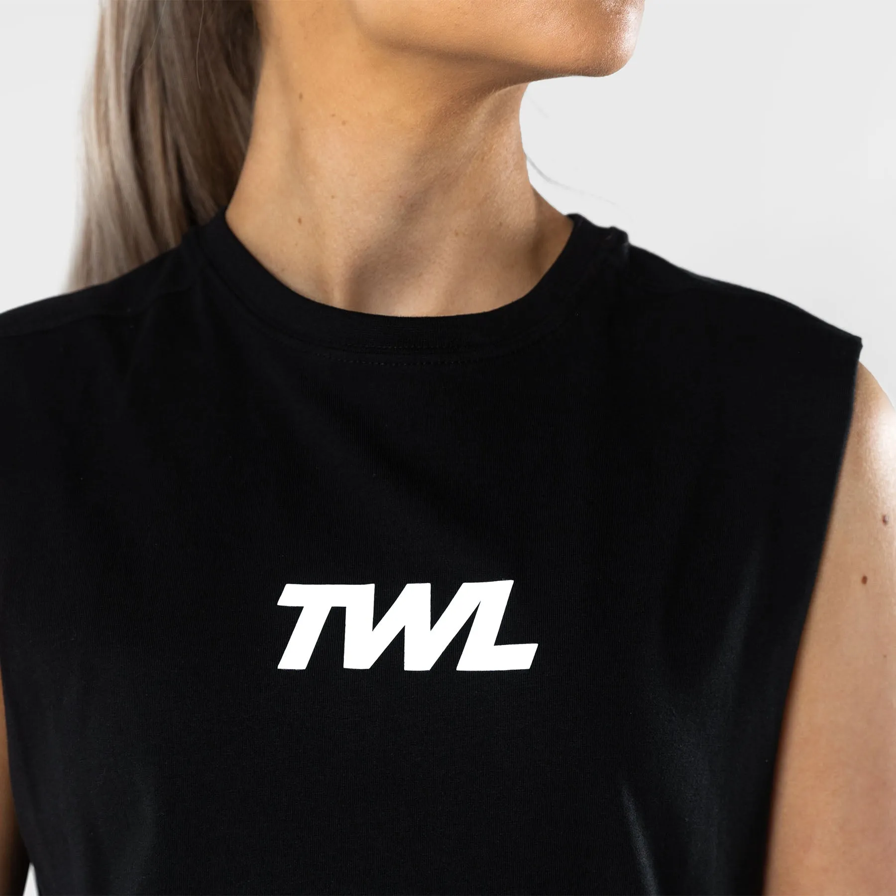 TWL - WOMEN'S SLASH CROP - BLACK/WHITE